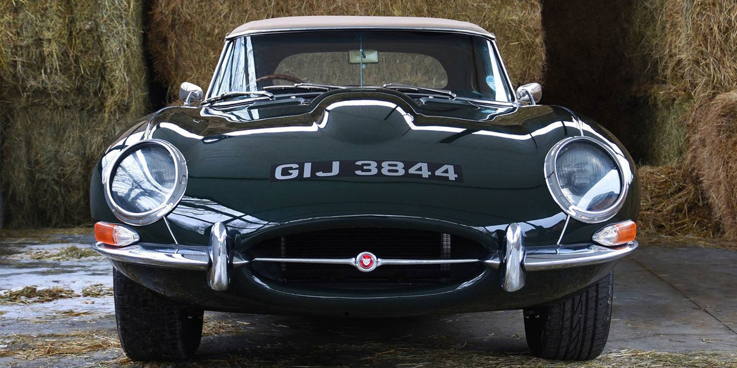 A la Venta Jaguar E-Type de 1967 restaurado bajo el esquema Restomod