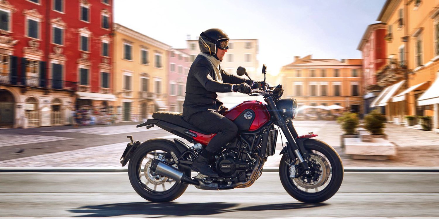 Nueva Benelli Leoncino 500 2018