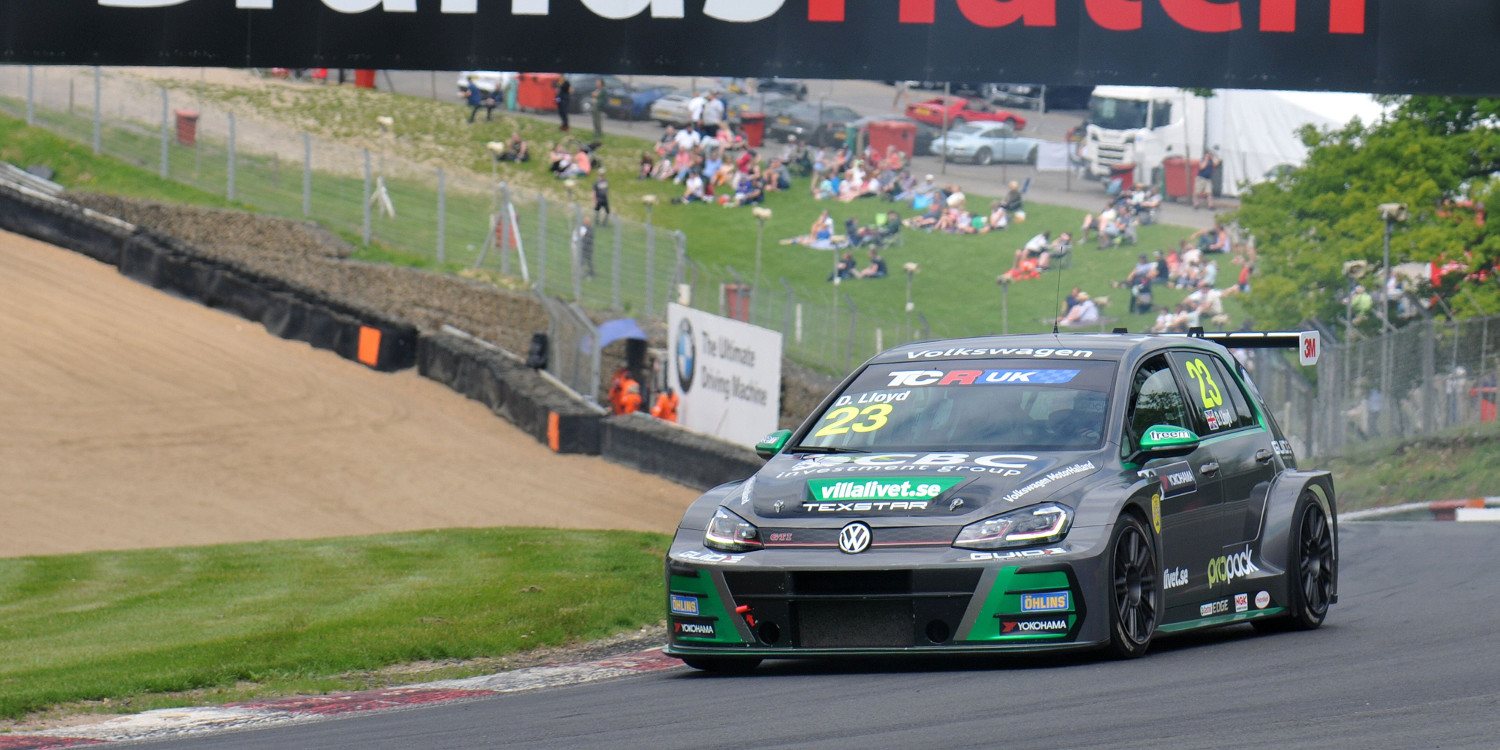 Nueva 'pole' de Daniel Lloyd en las TCR Reino Unido