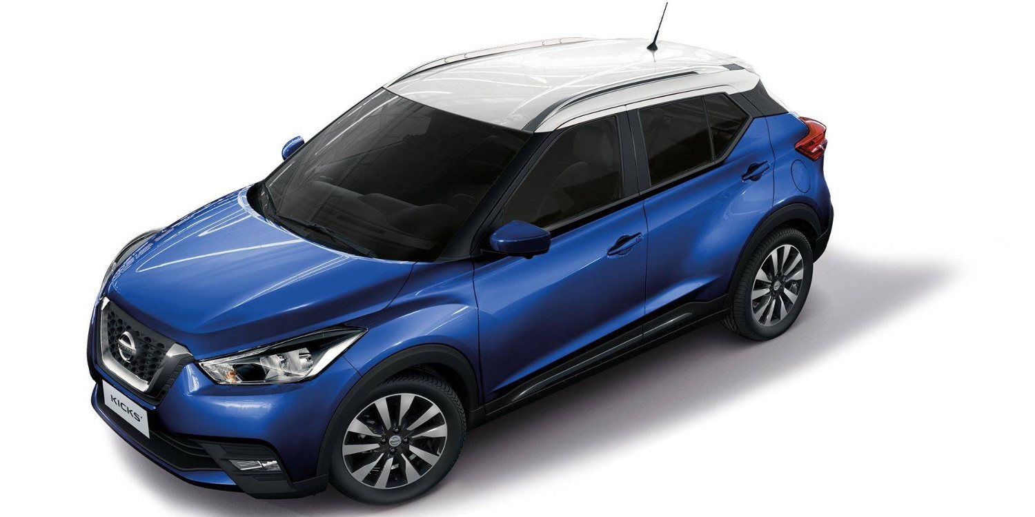 Nissan Kicks Fan Edition en hermoso azul con techo blanco