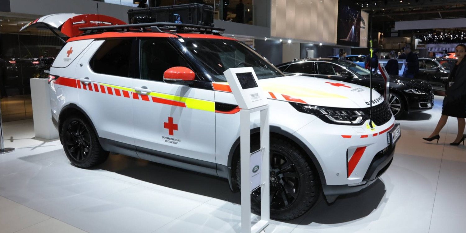 Land Rover presentó su Discovery para la Cruz Roja Austriaca