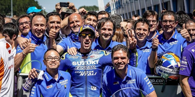 Álex Rins, a seguir evolucionando con Suzuki