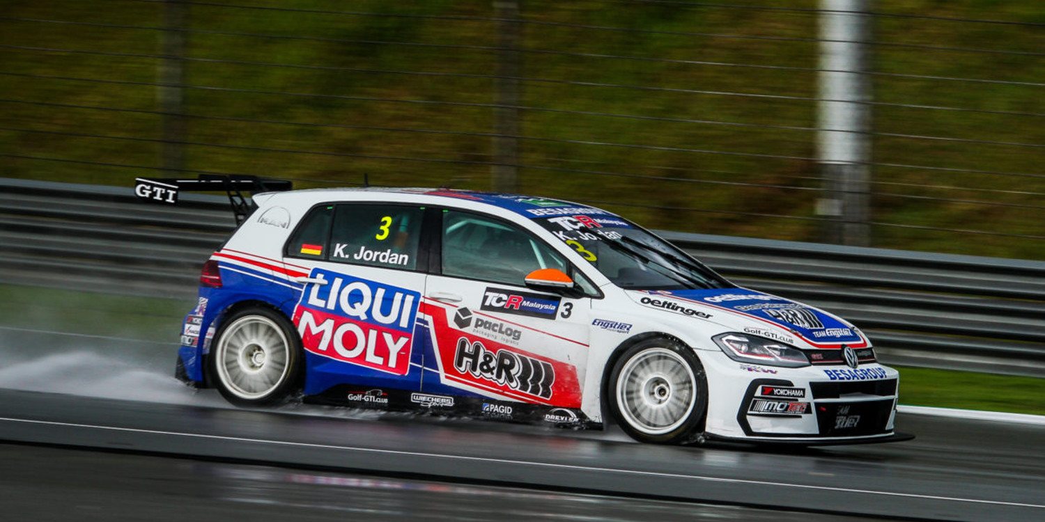 Liqui Moly Team Engstler, campeón por equipos en Malasia