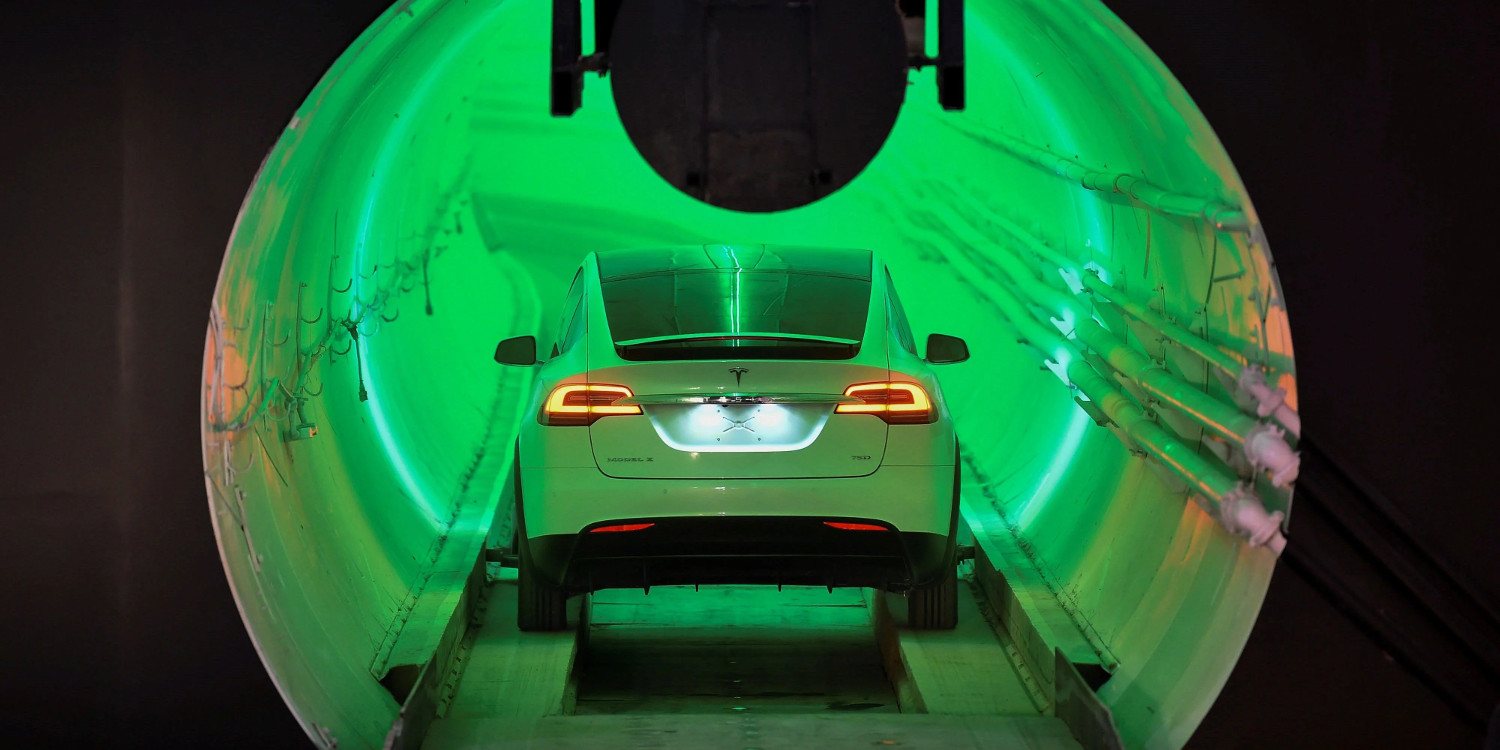 Elon Musk y su túnel anti atascos
