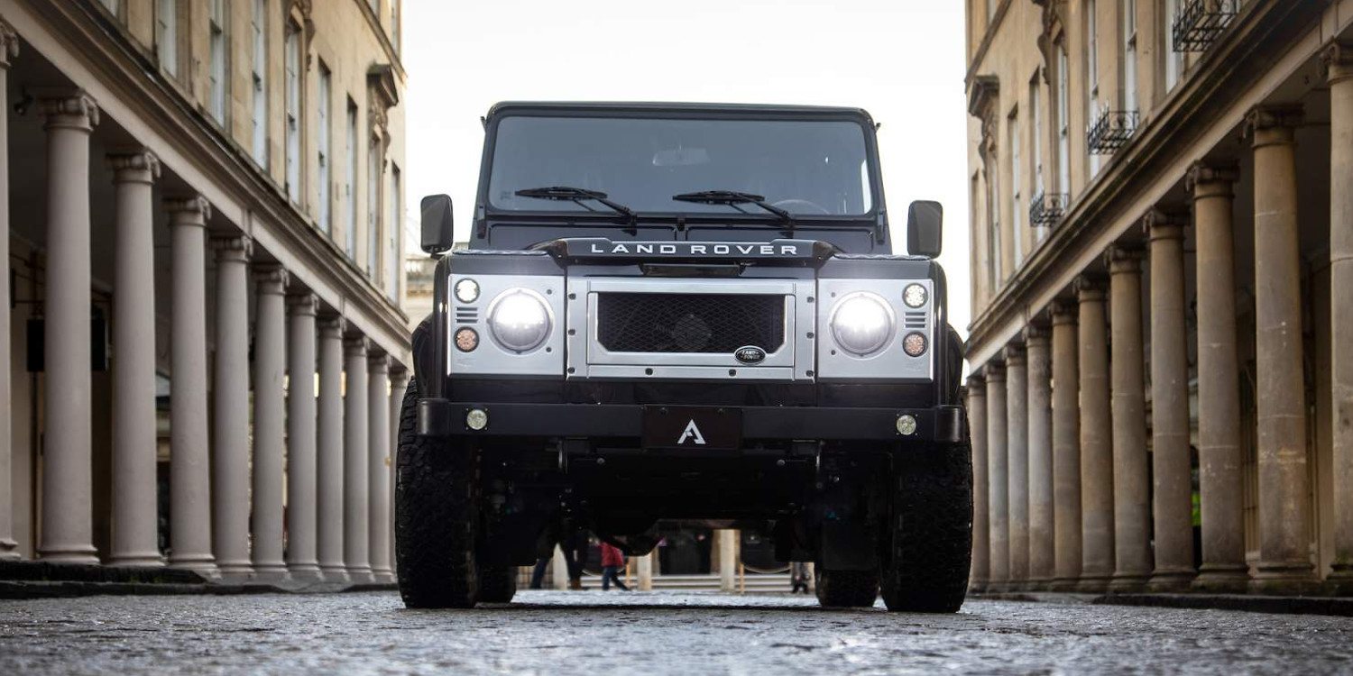Land Rover Defender Restomod