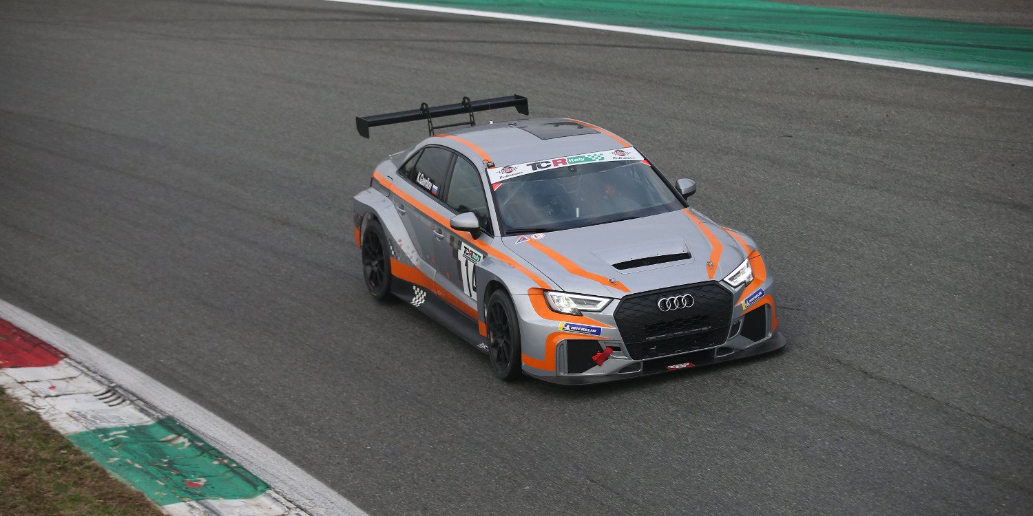 Sabor ruso en la primera carrera de las TCR Italia