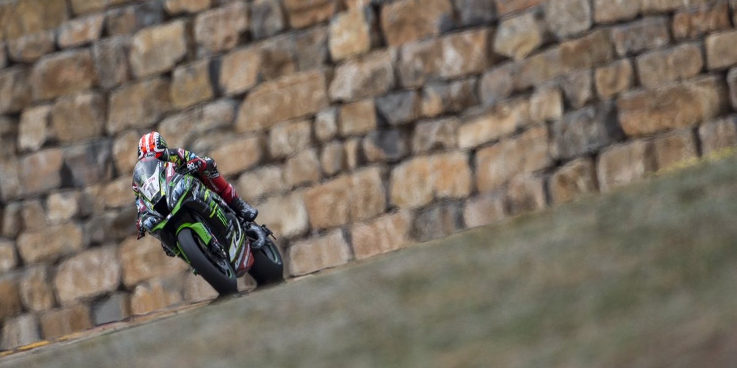 Jonathan Rea: "La temporada es larga, paso a paso veremos que puedo conseguir"