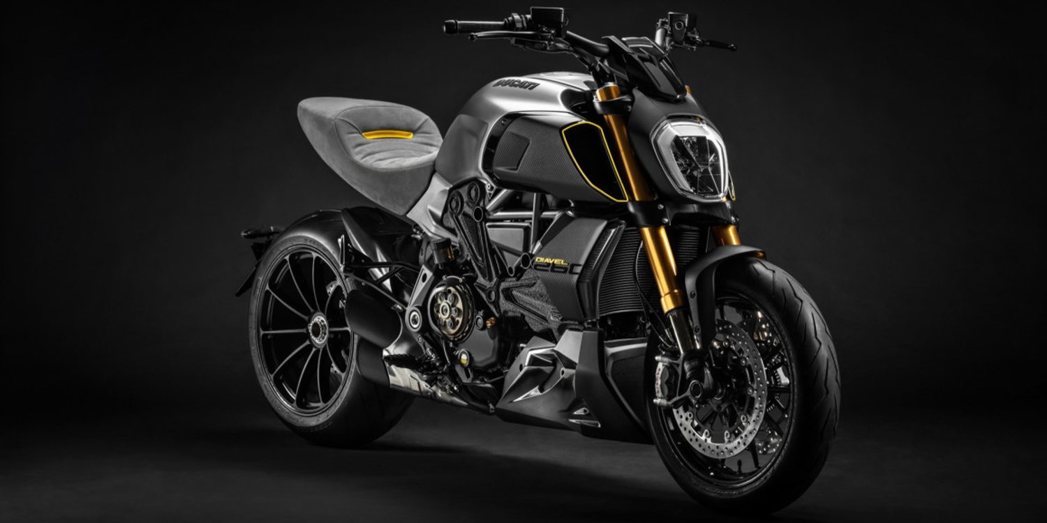 Deslúmbrate con la Ducati Diavel 1260 S Materico