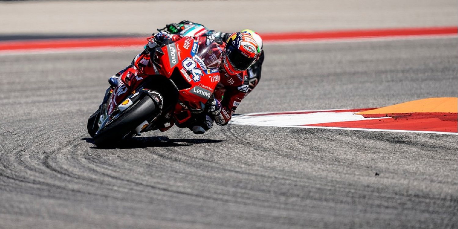 Dovizioso, sobre la caída de Márquez: "Esto demuestra que no siempre lo tiene todo bajo control"