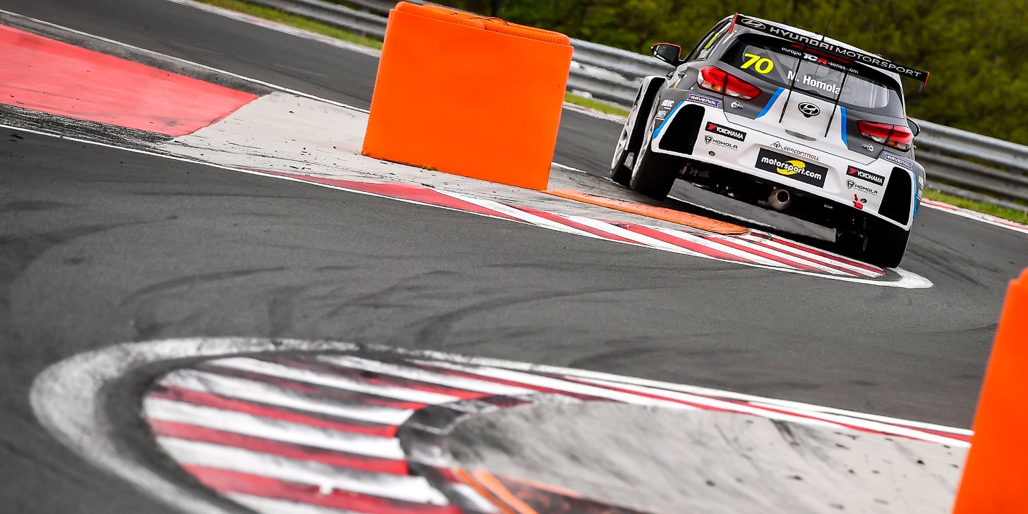 Hyundai vuela, Target Competition domina, Mat'o Homola logra la 'pole'