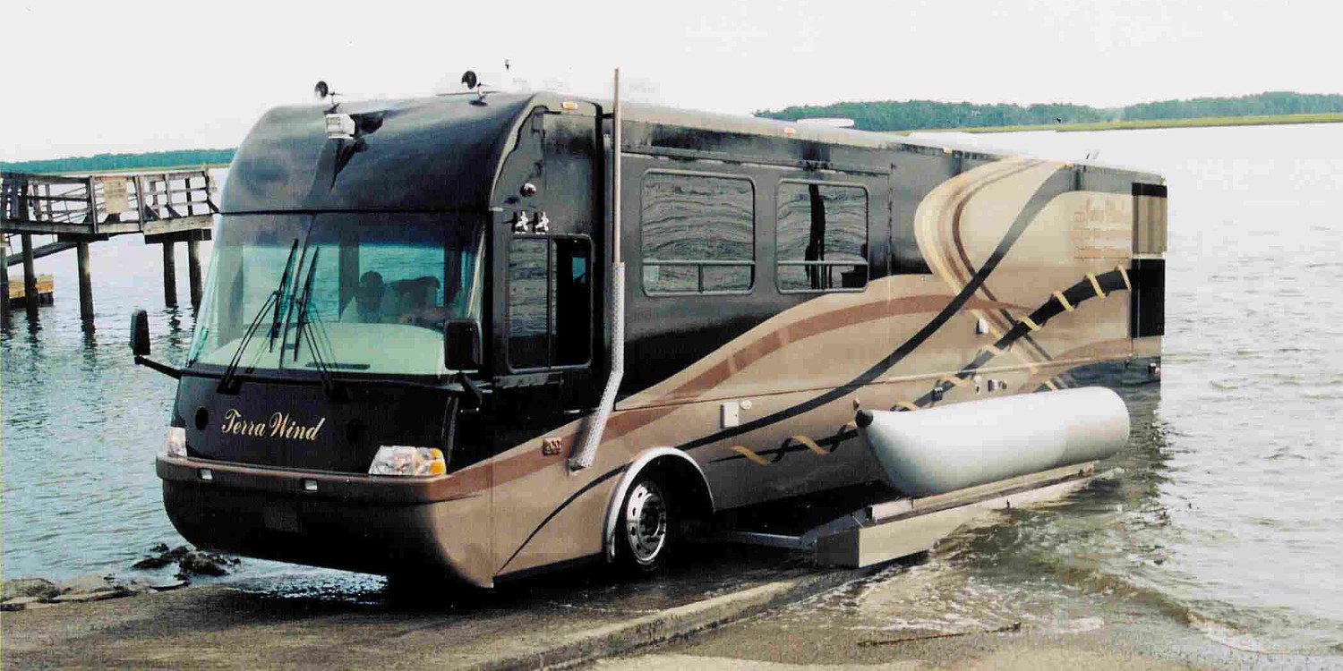 El increíble Terra Wind, un autobús anfibio