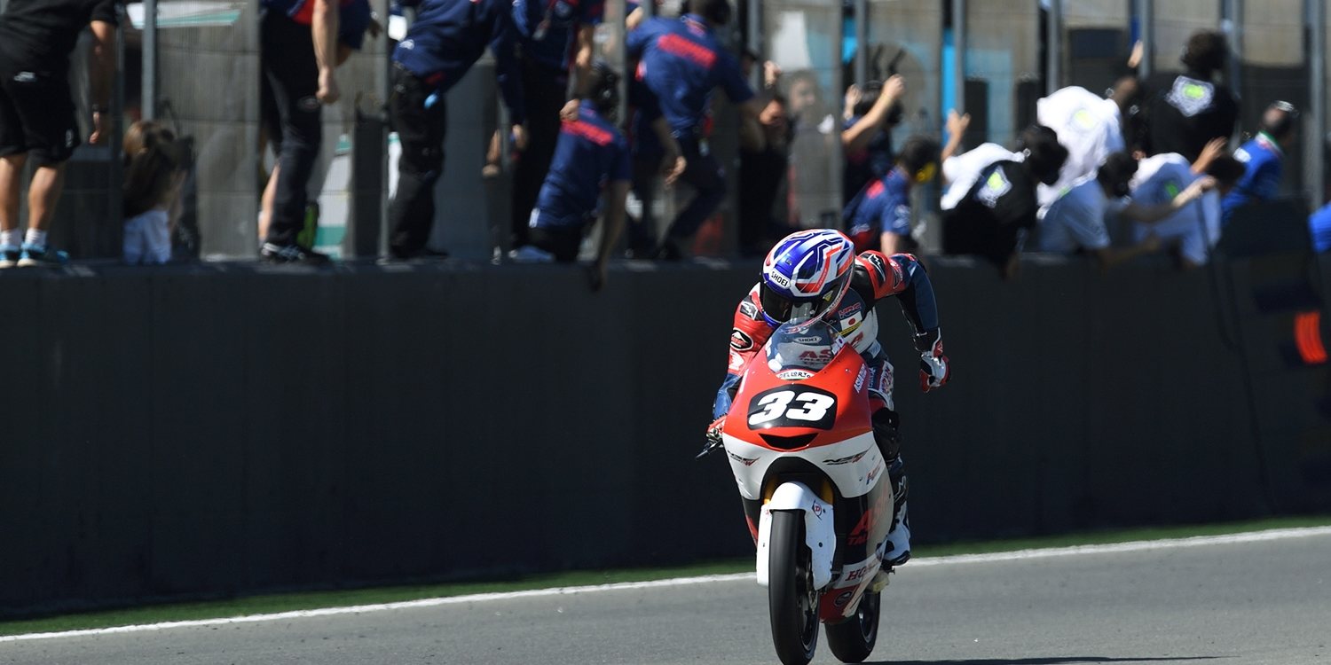 Kunii y Yamanaka se reparten las victorias en Cheste