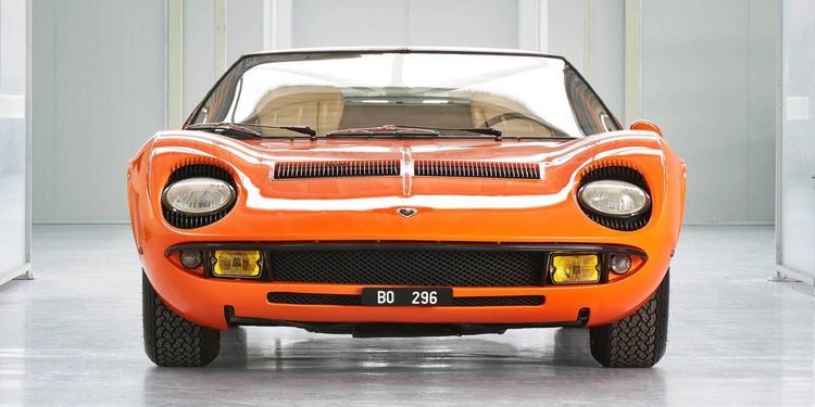 El histórico Lamborghini Miura P400 de Italian Job