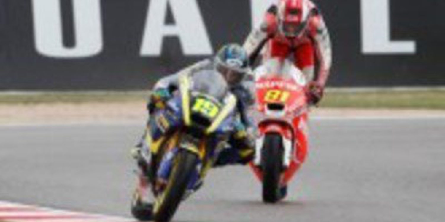 Xavier Simeon sube al primer puesto en los FP2 de Misano en Moto2