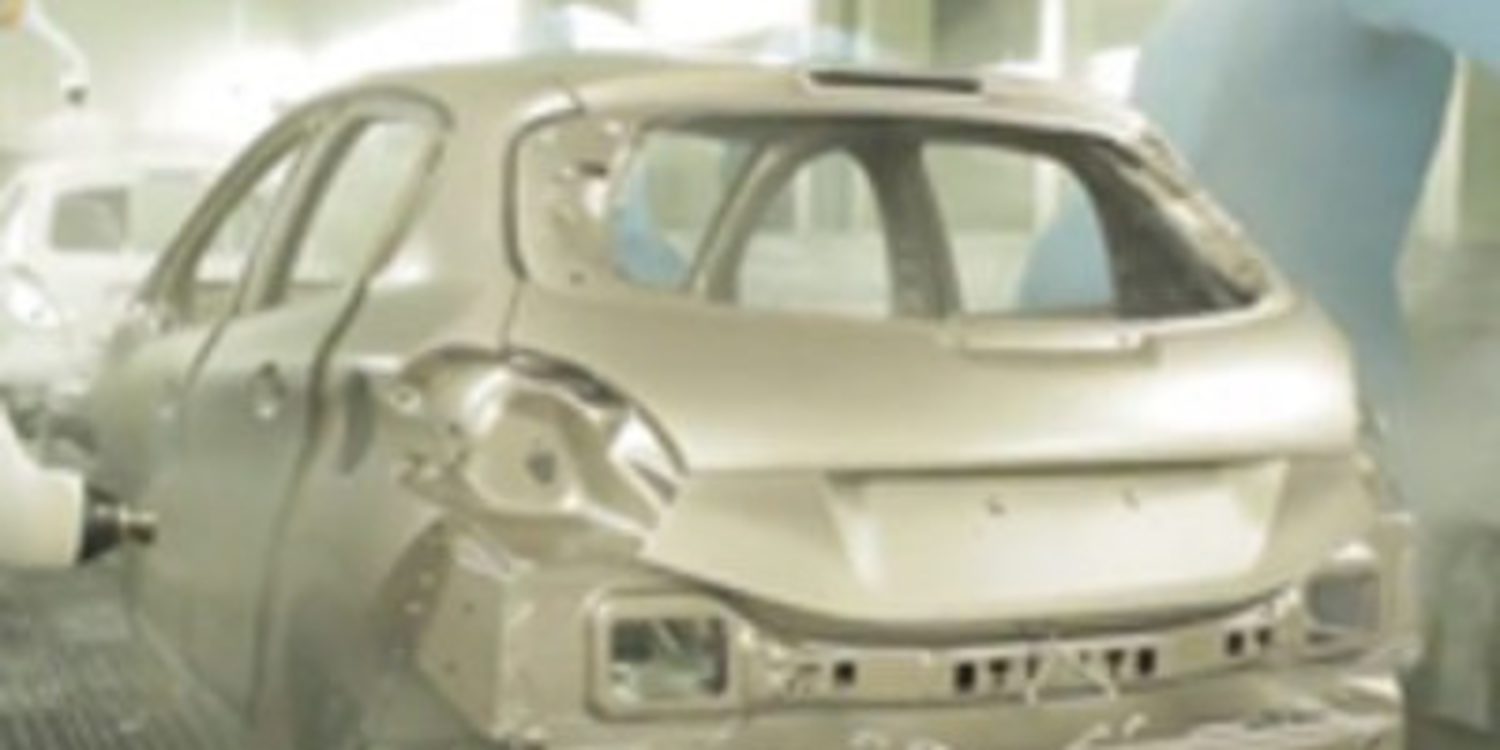 Paralizada la producción del Peugeot 208
