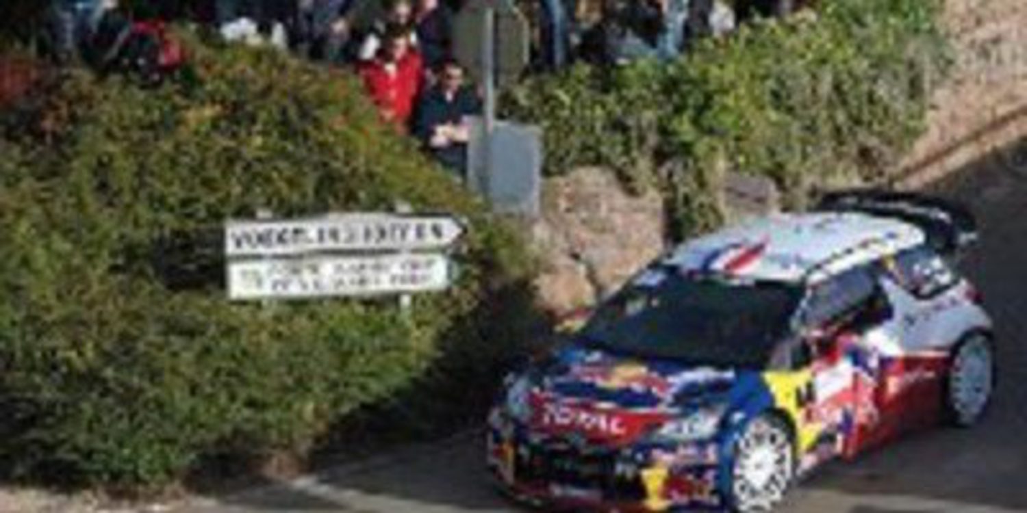 Sebastien Loeb sale de la etapa 2 rozando su novena corona del WRC