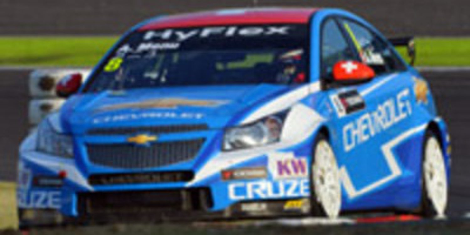 Alain Menu: El título de constructores es "fantástico para Chevrolet"