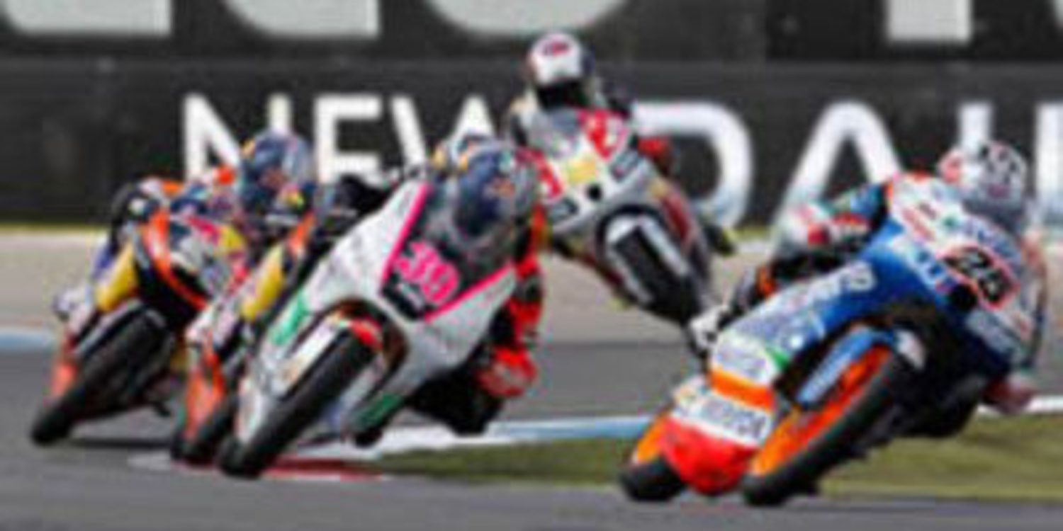 El duelo de Mack y Salom por el subcampeonato de Moto3