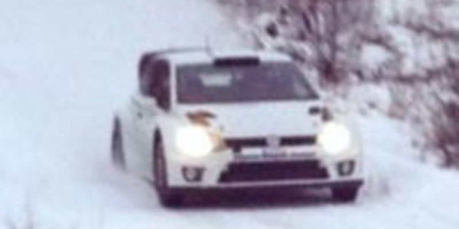 Andreas Mikkelsen y Volkswagen de test en Suecia