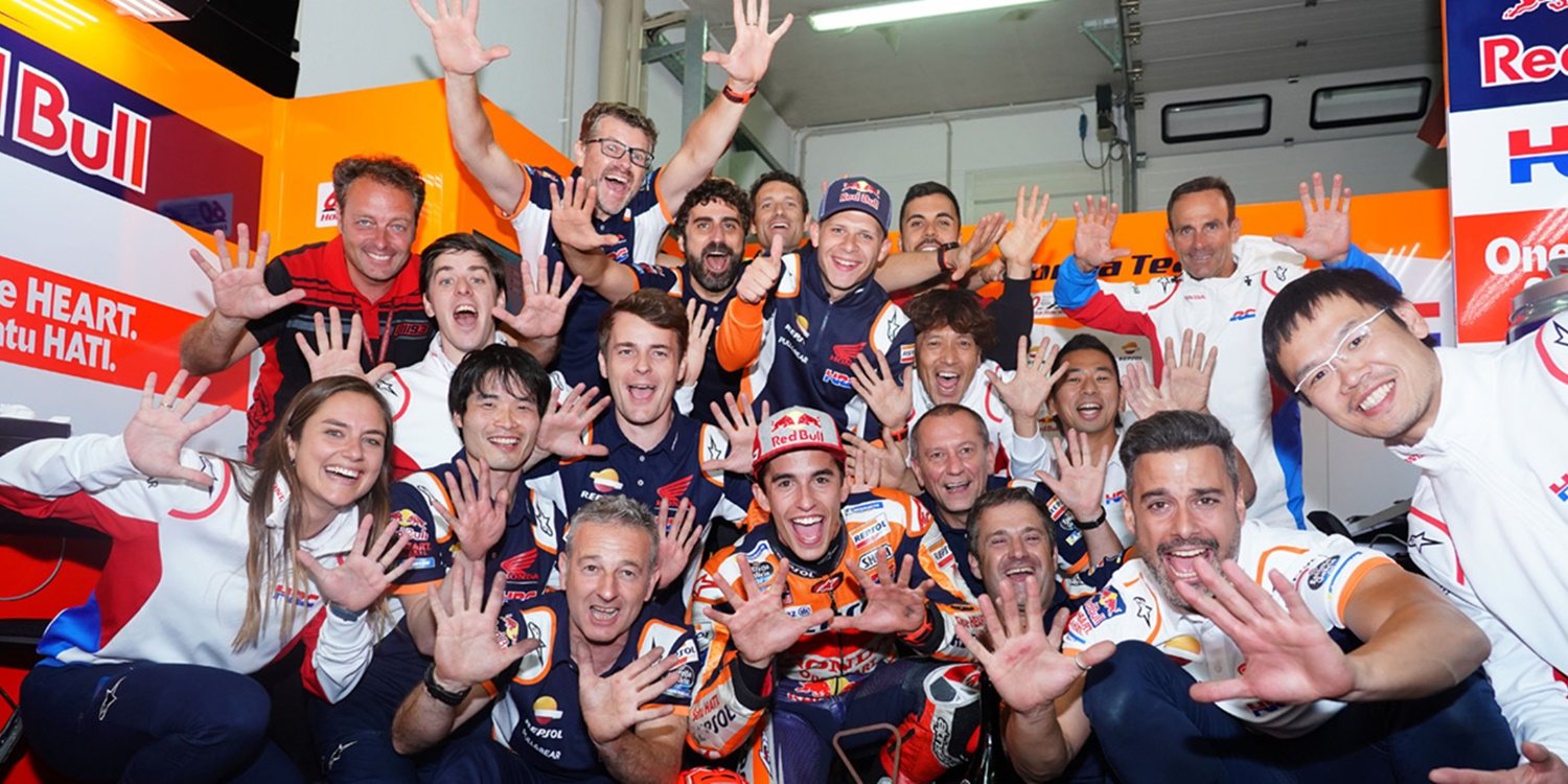 Alberto Puig: "Queremos que Lorenzo se recupere rápido, el equipo le espera"