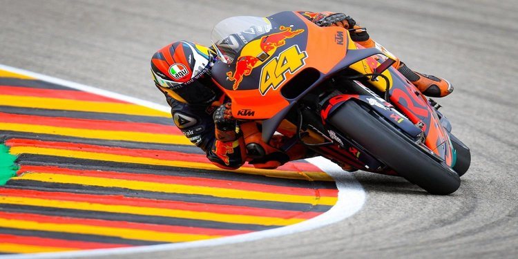 Pol Espargaró: "Un neumático da para 15 vueltas"