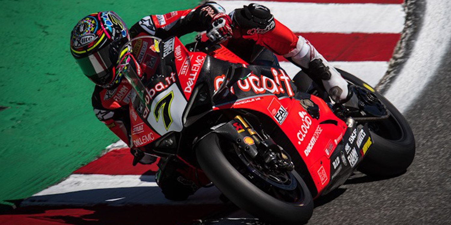 Chaz Davies triunfa en Laguna Seca