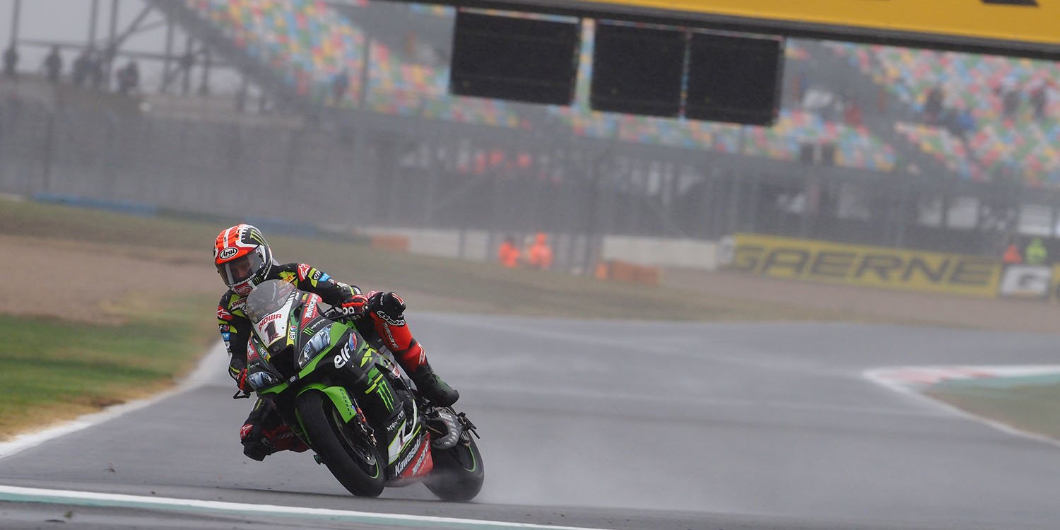 Jonathan Rea saldrá desde la pole bajo la lluvia de Magny-Cours