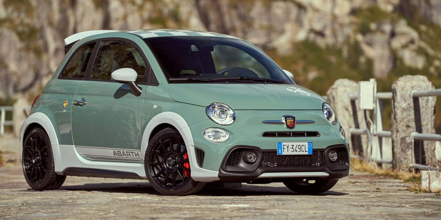 Abarth celebra su cumpleaños 70 con el 695 70 Anniversario