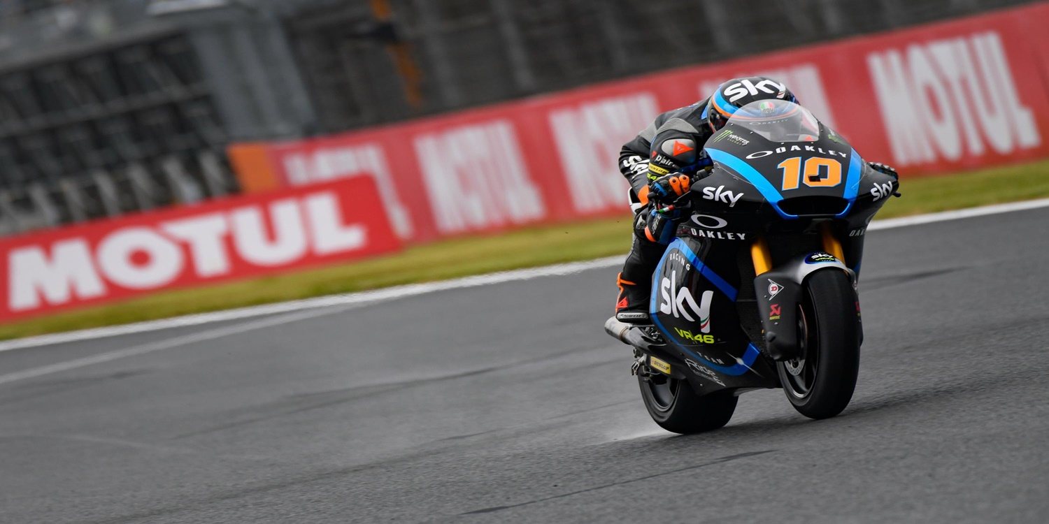 Victoria desde la pole de Luca Marini en Moto2