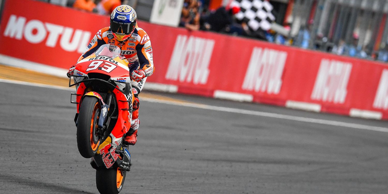 Marc Márquez, décima victoria y título de constructores en casa de Honda