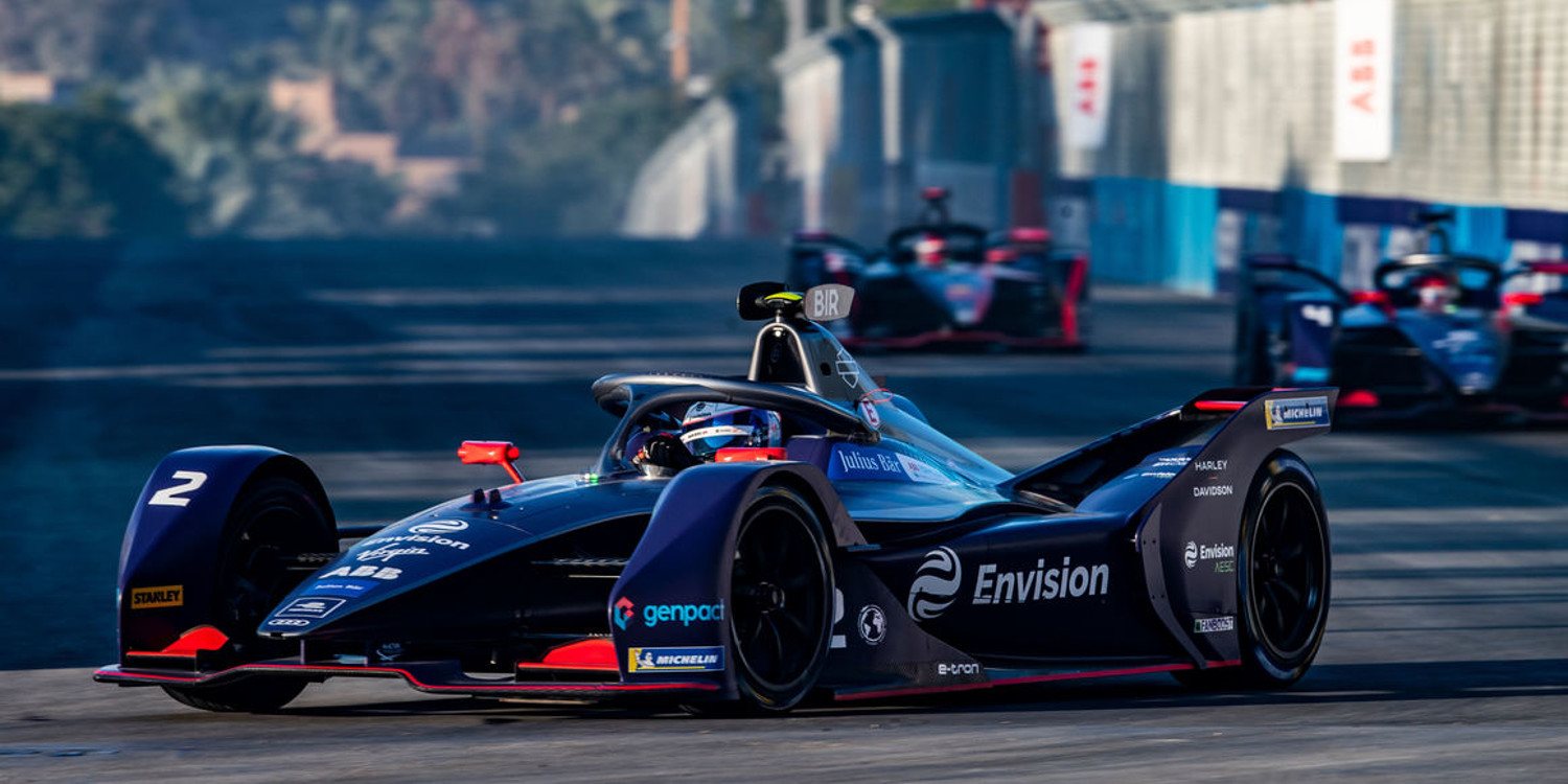 Sam Bird triunfó en la primera carrera del Eprix de Diriyah