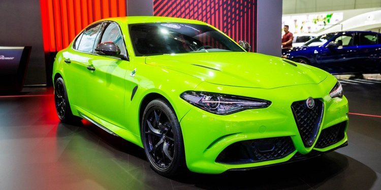 Alfa Romeo Giulia Quadrifoglio Neon-Green