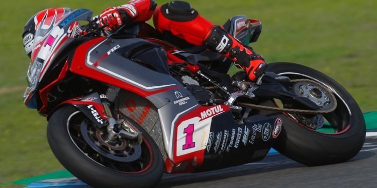 MV Agusta, en busca del título