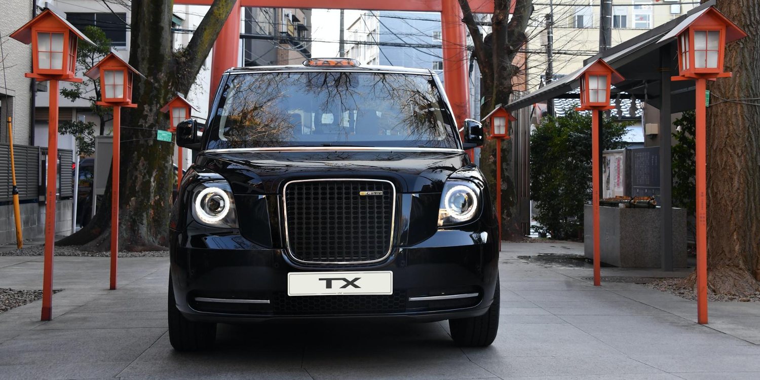 Llega a Japón el mítico taxi londinense