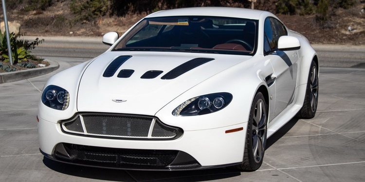 Aston Martin V12 Vantage S