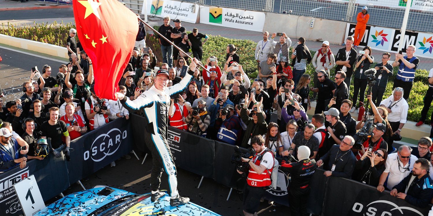 Björk confirmado como tercer piloto de Cyan Racing para 2020
