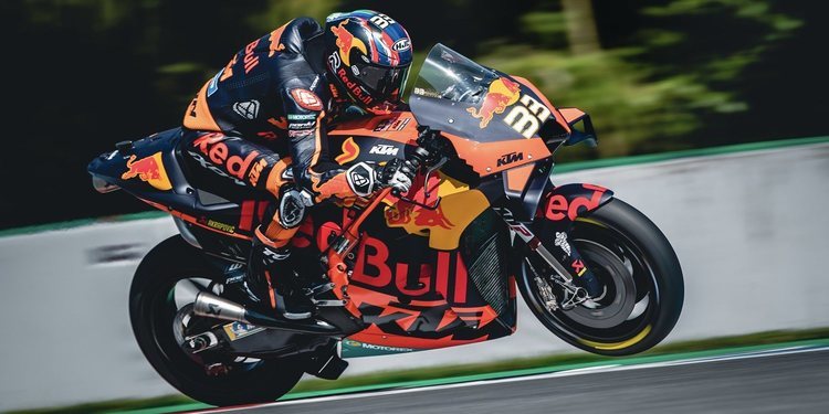 Brad Binder y KTM se coronan en Brno