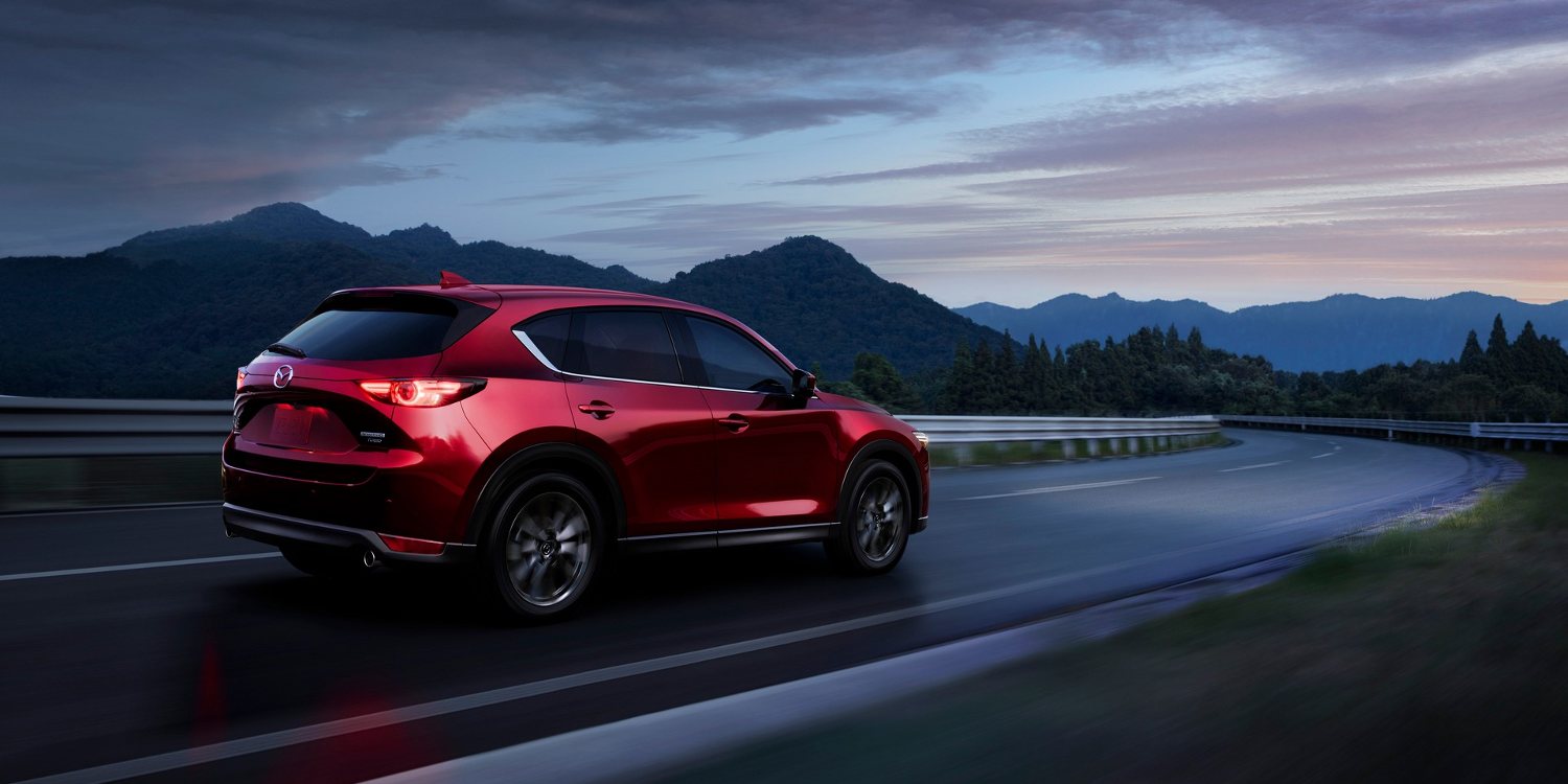 Nueva tecnología y edición Carbono para el Mazda CX-5 2021