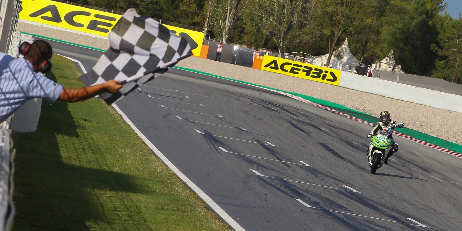 Tom Booth-Amos reina en Montmeló