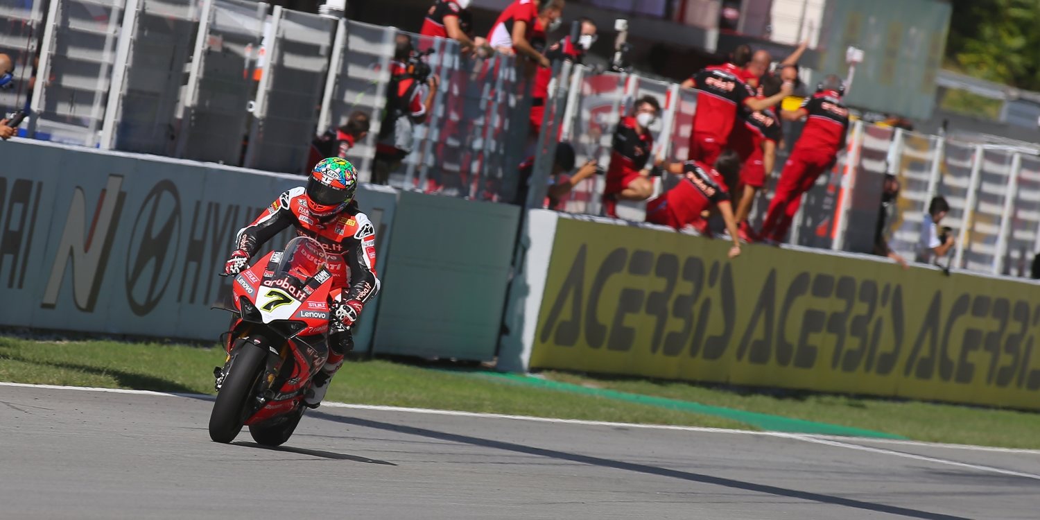 Michael Van der Mark y Chaz Davies, nuevos ganadores de WorldSBK