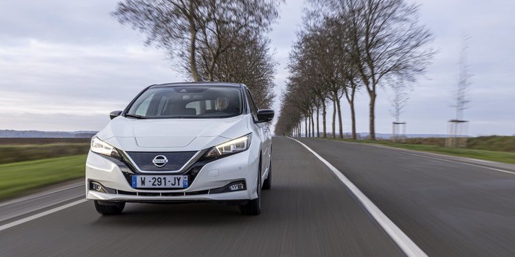 Nissan confirmó el Leaf10