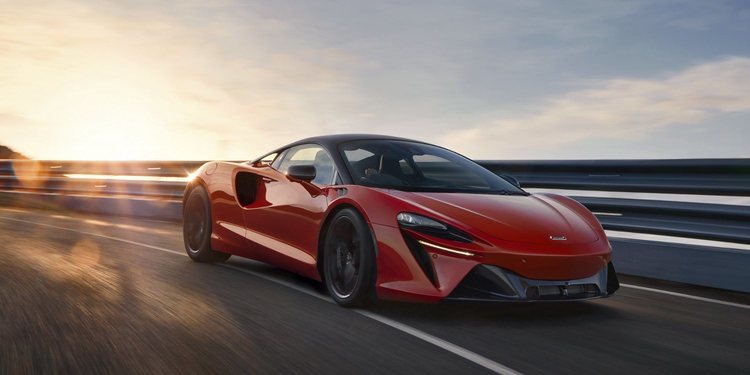 Mclaren confirmó el nuevo Artura 2022