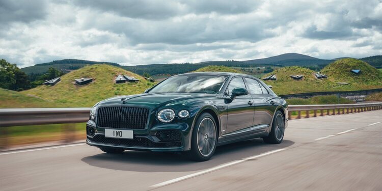 Bentley Flying Spur Hybrid