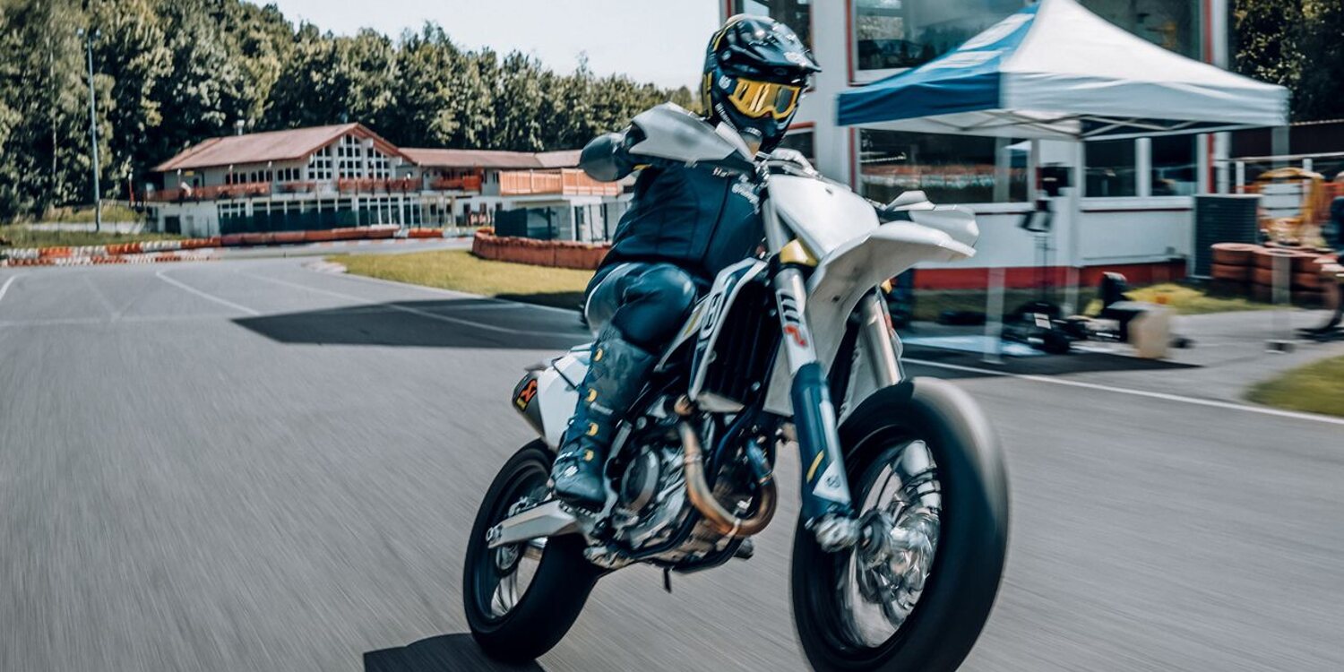 Se actualiza la Husqvarna FS 450