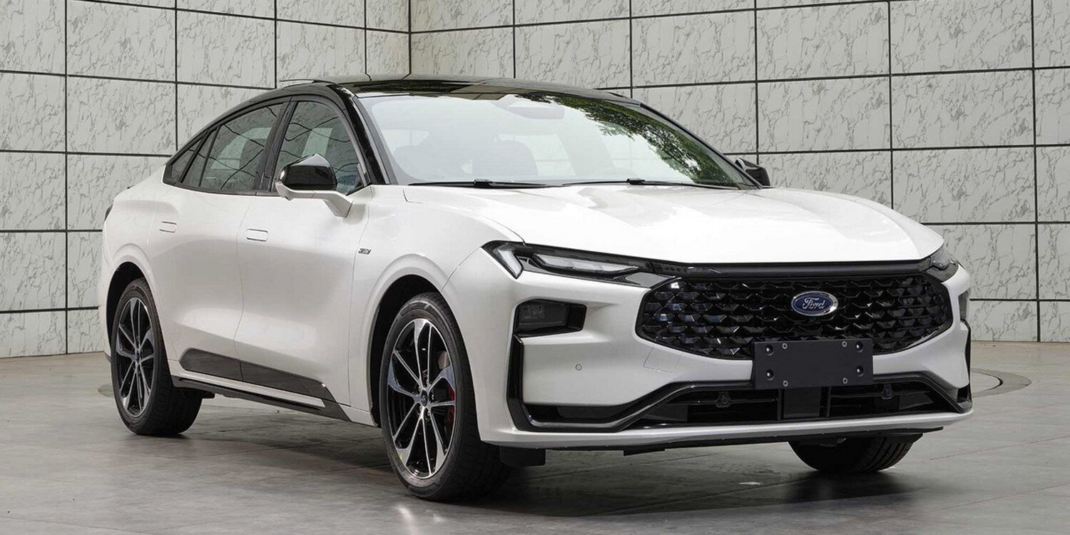Ford presentó el Mondeo 2022
