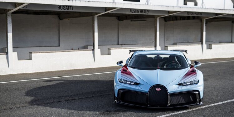 Bugatti Chiron Pur Sport Grand Prix
