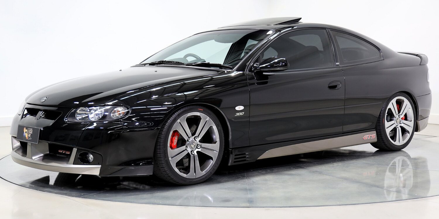 Holden HSV GTS 300 Coupe 3