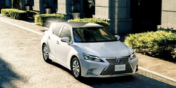 Lexus lanzó el nuevo CT 200h 2022