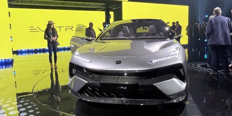 Lotus Eletre 2024