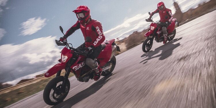 Llegan las nuevas GasGas SM 700 y ES 700 2022